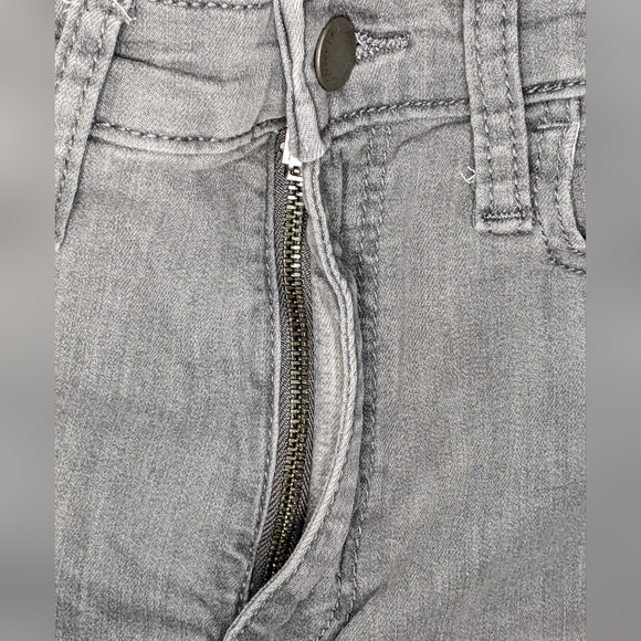 Universal Thread High Rise Skinny Gray Jeans, Size 4 / 27R - Picture 6 of 10